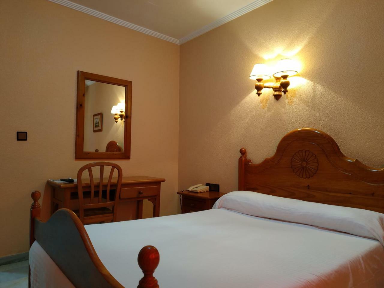 Hotel Restaurante La Rabida Palos de la Frontera Exteriör bild